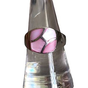 • Pink MOP 925 Ring •